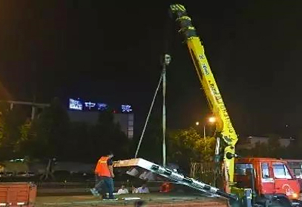 戶外趨勢：濟南市區戶外加速拆遷，綠地高媒成廣告主首選