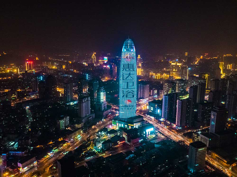 惠達衛浴上演濟南城市地標燈光秀